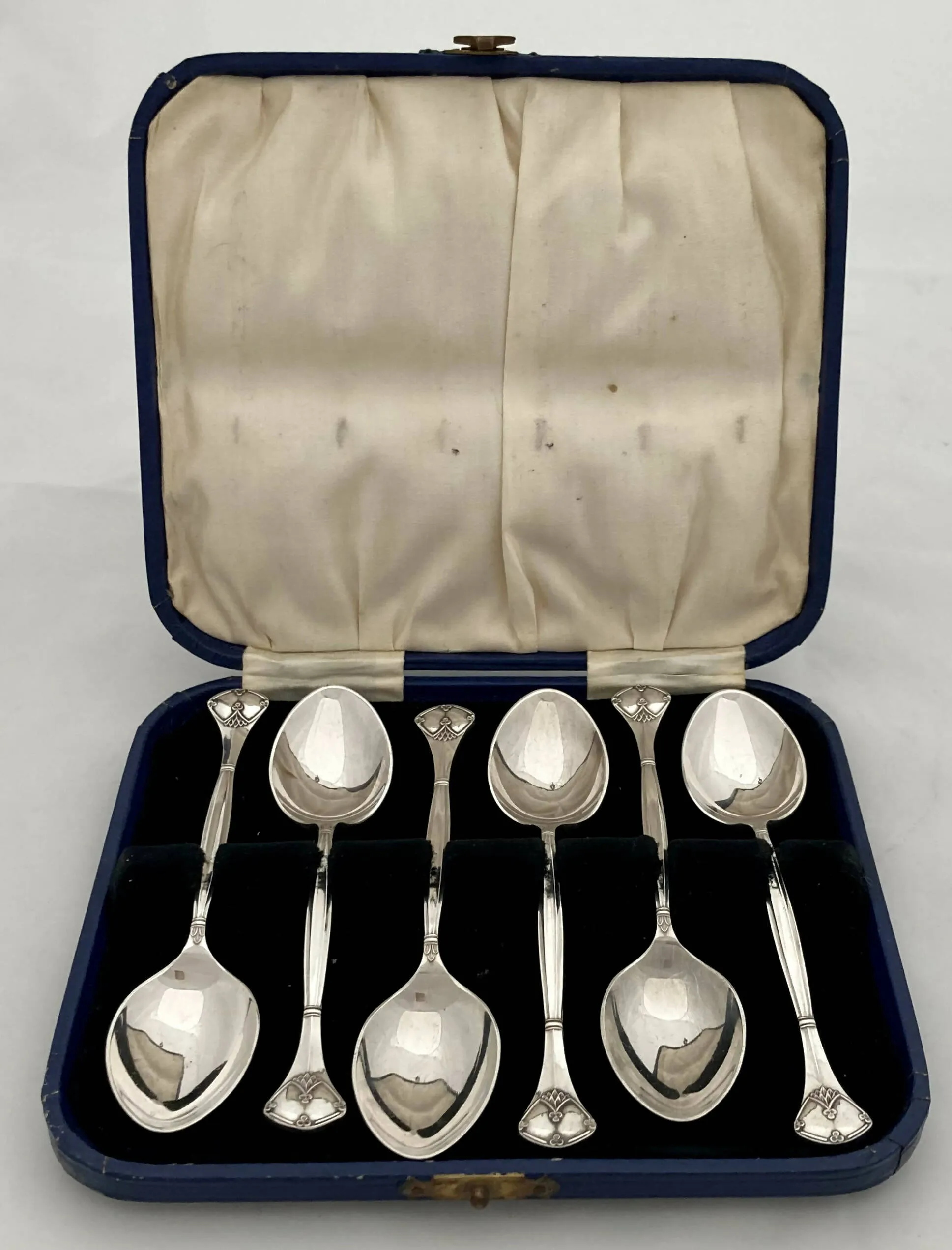 A George V Set of Six Silver Plated Teaspoons in the Arts & Crafts Manner, circa 1928.