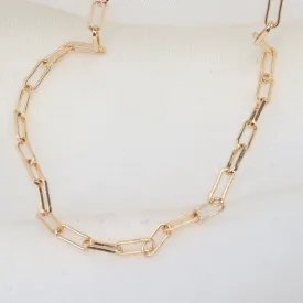 Claras Luxurious Gold-Plated Link Chain Necklace