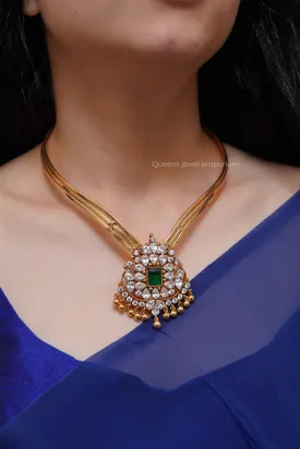 INIYA NECKLACE