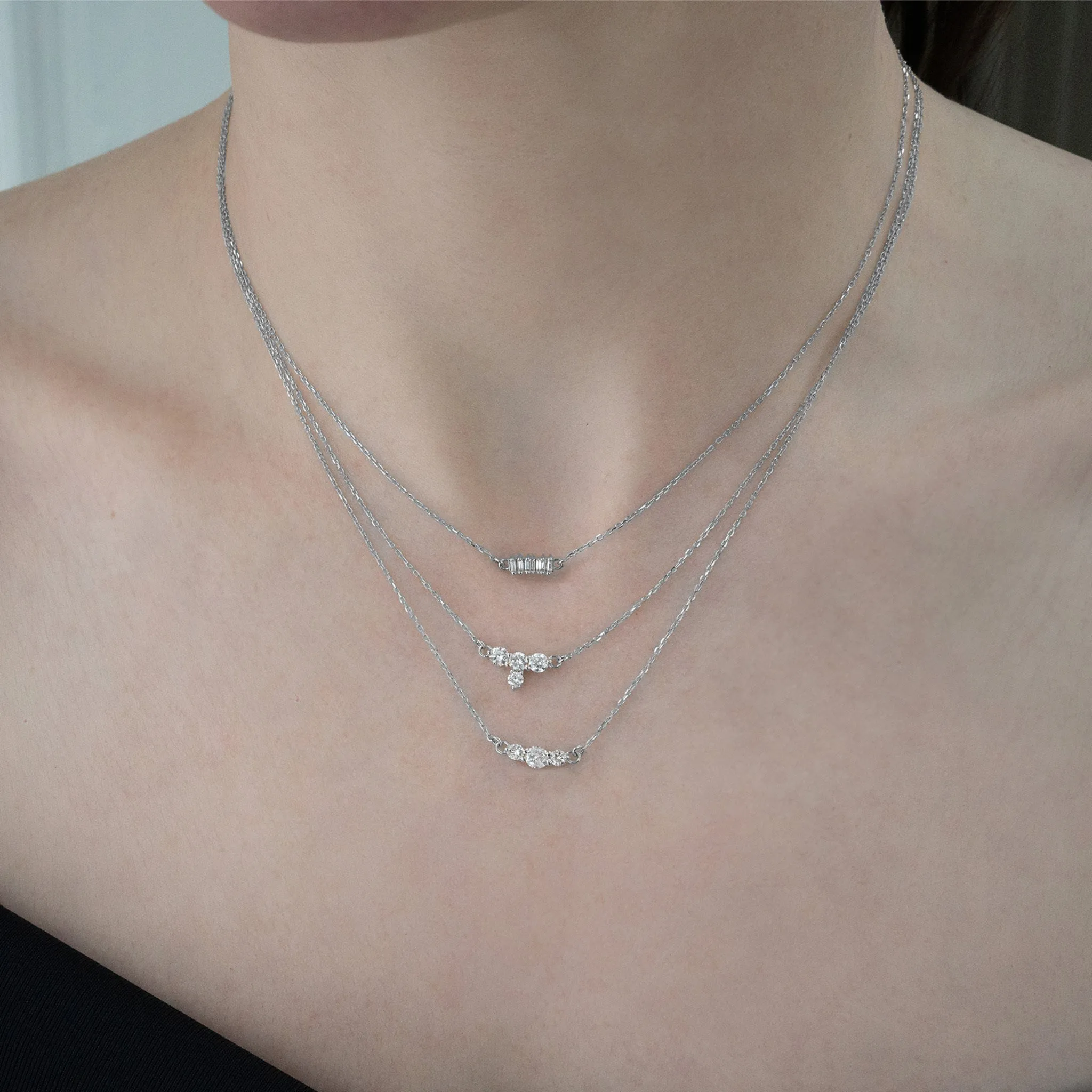 Reclaimed 18K White Gold and Baguette Diamond Necklace, 6 Diamonds